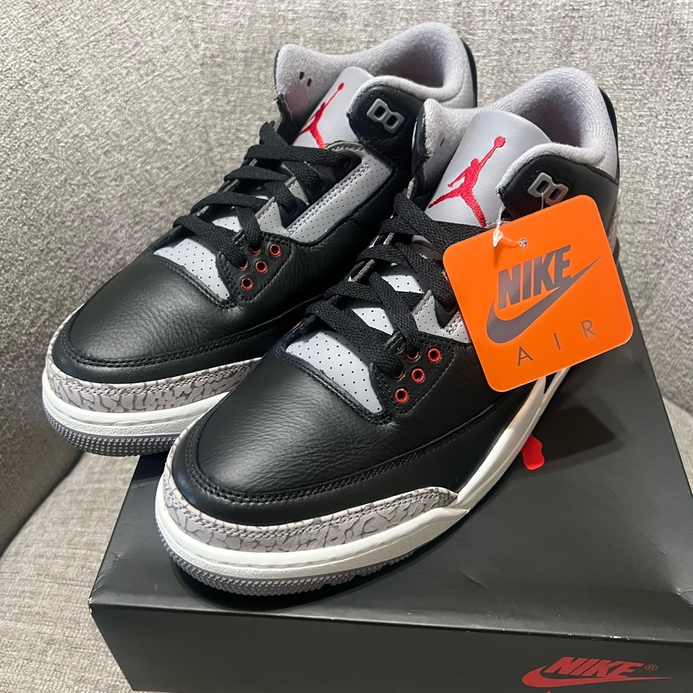 Nike Air Jordan 3 Retro Black and Gray
